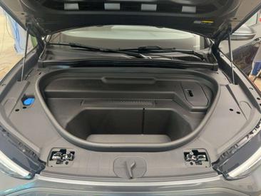 Audi Q6 E-tron Q6 SUV E-tron Blue Performance 225 KW — photo 15