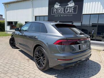 Audi Q8 TFSI E 60 E Quattro — photo 4