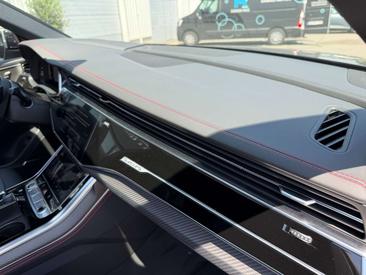 Audi Q8 TFSI E 60 E Quattro — photo 14