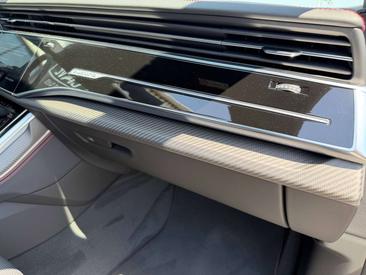 Audi Q8 TFSI E 60 E Quattro — photo 15