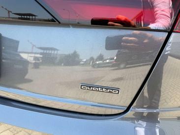 Audi Q8 TFSI E 60 E Quattro — photo 23
