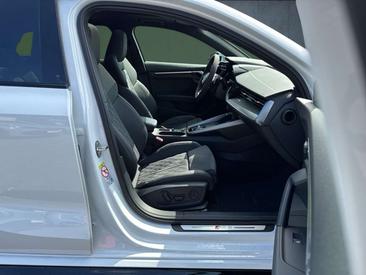Audi RS3 Sportback — photo 16