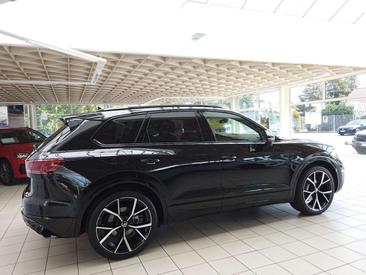 Volkswagen Touareg 3.0 V6 TDI 286 — photo 15