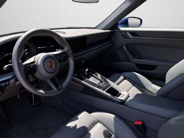 Porsche 911 Cabriolet Carrera — photo 4