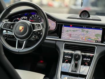 Porsche Panamera — photo 20