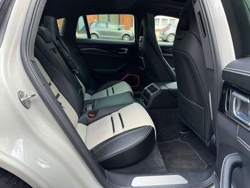 Porsche Panamera — photo 23