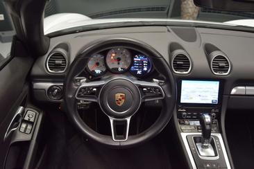 Porsche 718 Cabriolet Boxster S — photo 27