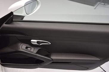 Porsche 718 Cabriolet Boxster S — photo 33