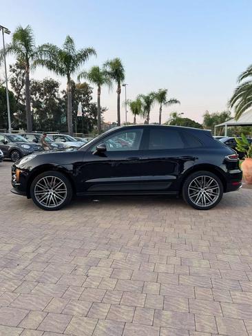 Porsche Macan — photo 2
