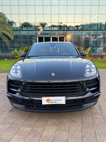 Porsche Macan — photo 11