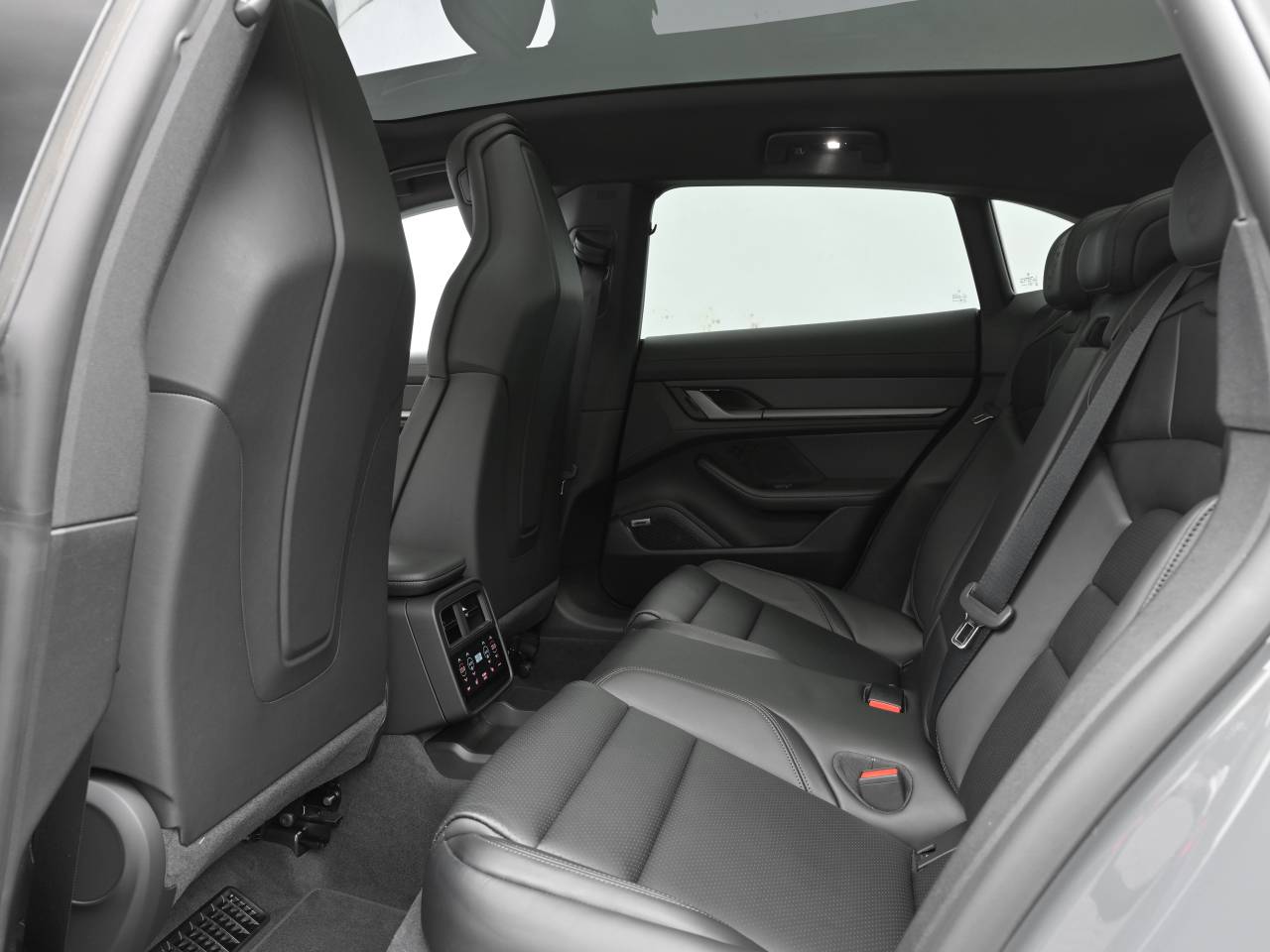 Porsche Taycan ph2 4S Cross Turismo - 2025 - Joinsteer - #17