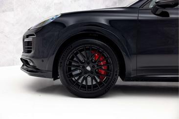 Porsche Cayenne III Turbo S E-Hybrid — photo 8