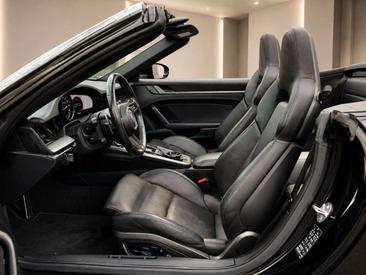 Porsche 911 Cabriolet Carrera S — photo 19