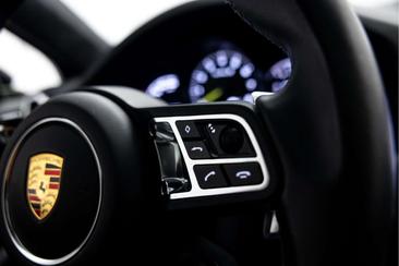 Porsche Cayenne III Turbo S E-Hybrid — photo 33