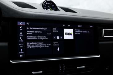 Porsche Cayenne III Turbo S E-Hybrid — photo 36
