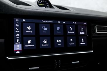 Porsche Cayenne III Turbo S E-Hybrid — photo 42