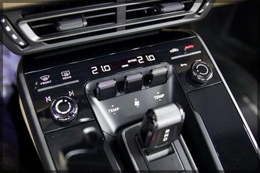Porsche 911 Carrera — photo 23