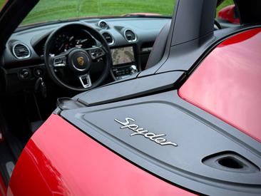 Porsche 718 Cabriolet Spyder — photo 16