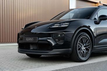 Porsche Macan Electric — photo 6