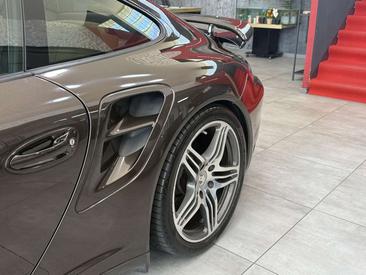 Porsche 997 II Turbo — photo 6