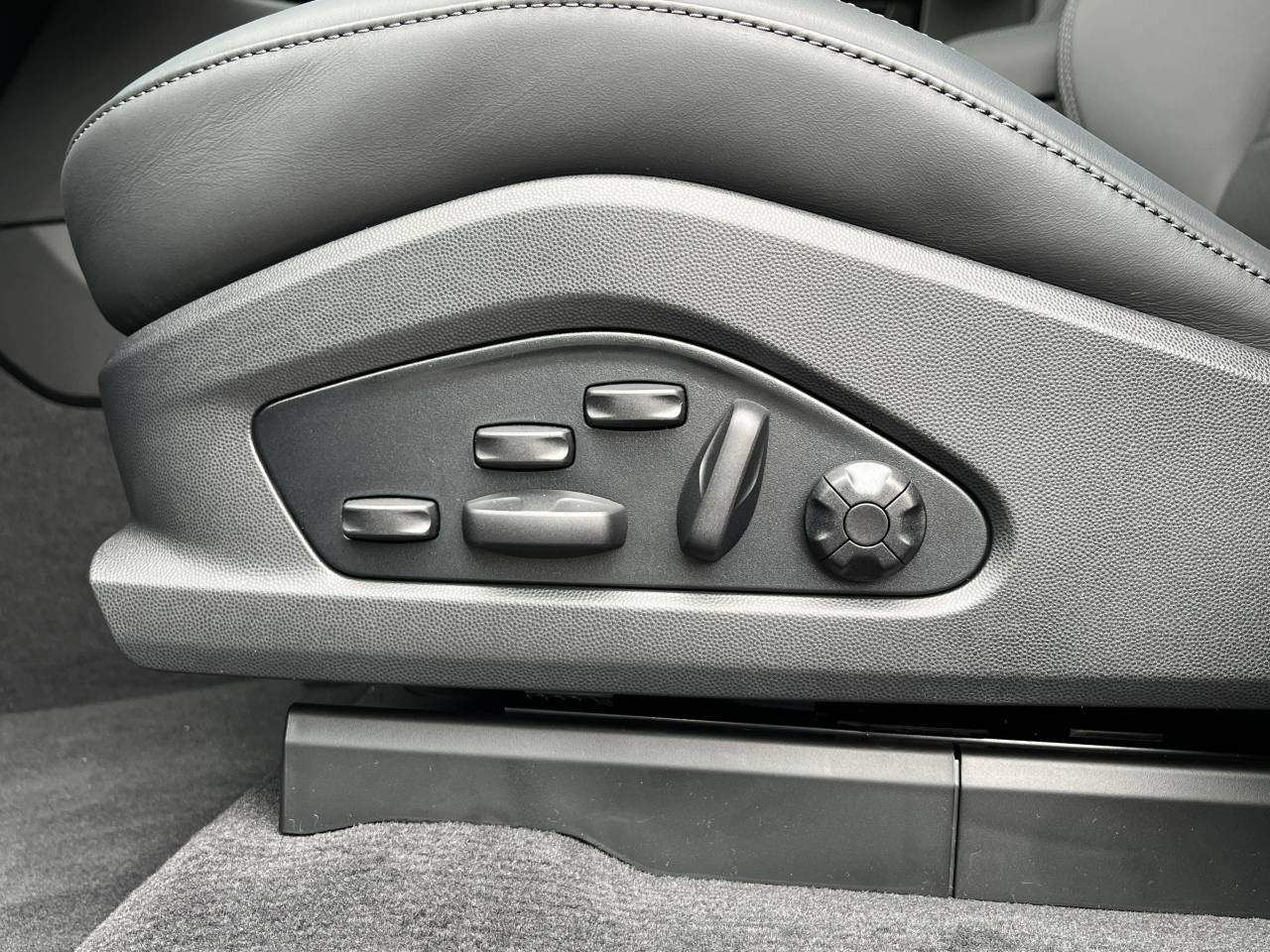 Porsche Macan Electrique 4 - 2025 - Joinsteer - #18