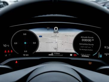 Porsche Taycan ph2 4S Sport Turismo — photo 19