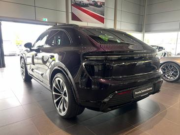 Porsche Macan Electrique Turbo — photo 3