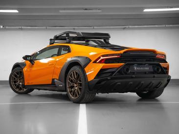 Lamborghini Aventador — photo 6