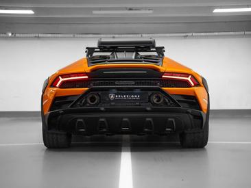 Lamborghini Aventador — photo 8