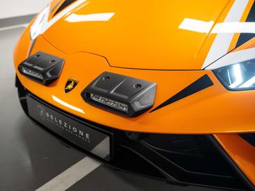 Lamborghini Aventador — photo 27