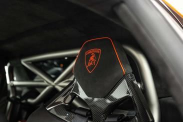 Lamborghini Aventador — photo 43