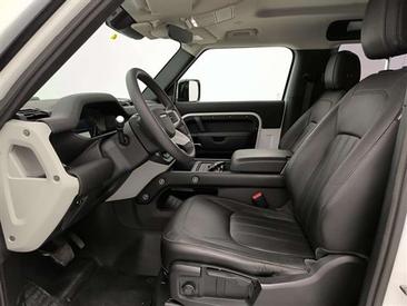 Land Rover Defender 110 S Awd 3.0d I6 Mhev 200cv Auto — photo 3
