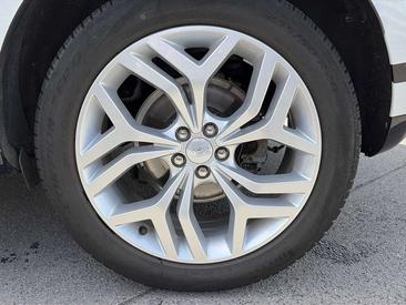 Land Rover Range Rover Evoque P200 R-Dyn. SEBlack — photo 14