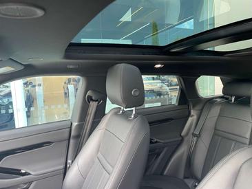 Land Rover Range Rover Evoque 1.5 I3 PHEV Dynamic SE AWD Auto — photo 7