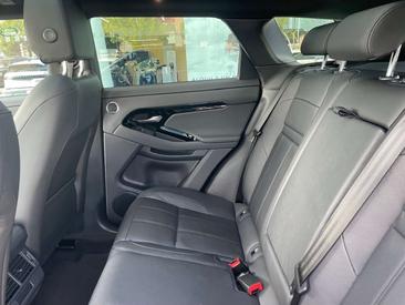Land Rover Range Rover Evoque 1.5 I3 PHEV Dynamic SE AWD Auto — photo 10
