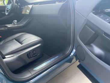 Land Rover Range Rover Evoque 1.5 I3 PHEV Dynamic SE AWD Auto — photo 22