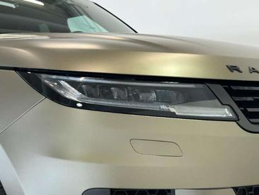 Land Rover Range Rover Sport SV — photo 9