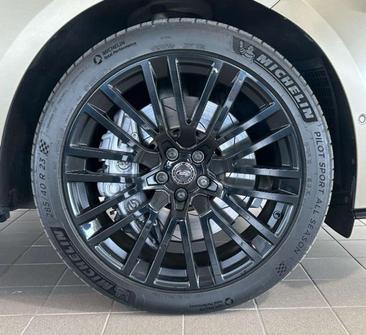 Land Rover Range Rover Sport SV — photo 10