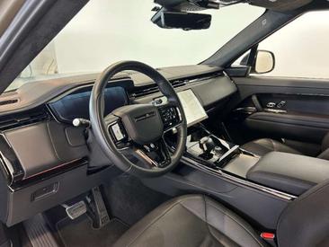 Land Rover Range Rover Sport SV — photo 18