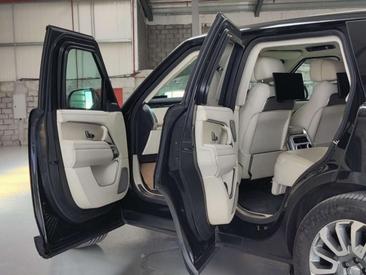 Land Rover Range Rover 4.4 P530 Autobiography — photo 10