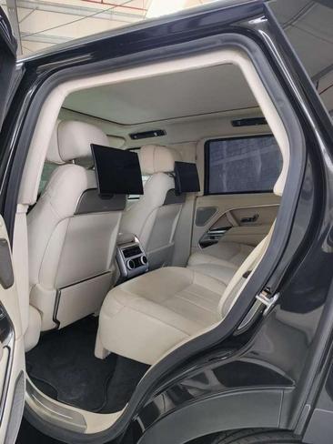 Land Rover Range Rover 4.4 P530 Autobiography — photo 12
