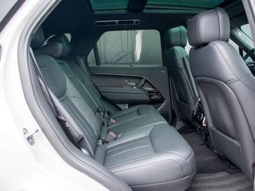 Land Rover Range Rover Sport 3.0 P550e Autobiography PHEV — photo 8