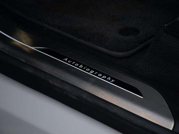 Land Rover Range Rover Sport 3.0 P550e Autobiography PHEV — photo 17