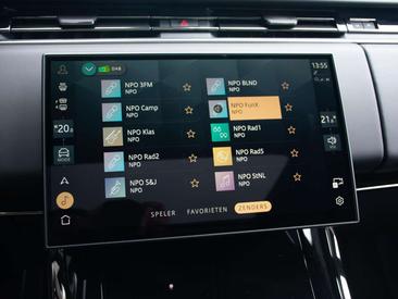 Land Rover Range Rover Sport 3.0 P550e Autobiography PHEV — photo 22
