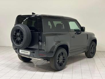 Land Rover Defender 90 X-Dynamic SE 3.0D I6 200 CV AWD Auto — photo 2