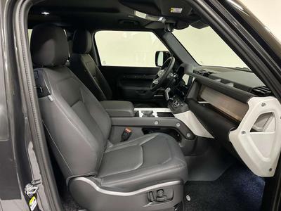 Land Rover Defender 90 X-Dynamic SE 3.0D I6 200 CV AWD Auto