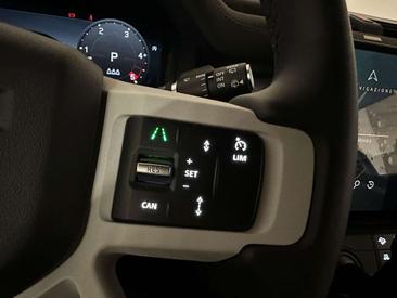 Land Rover Defender 90 X-Dynamic SE 3.0D I6 200 CV AWD Auto — photo 12