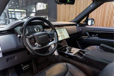 Land Rover Range Rover HSE P550E — photo 6