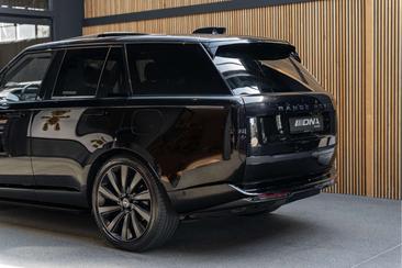 Land Rover Range Rover HSE P550E — photo 12
