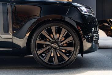 Land Rover Range Rover HSE P550E — photo 14